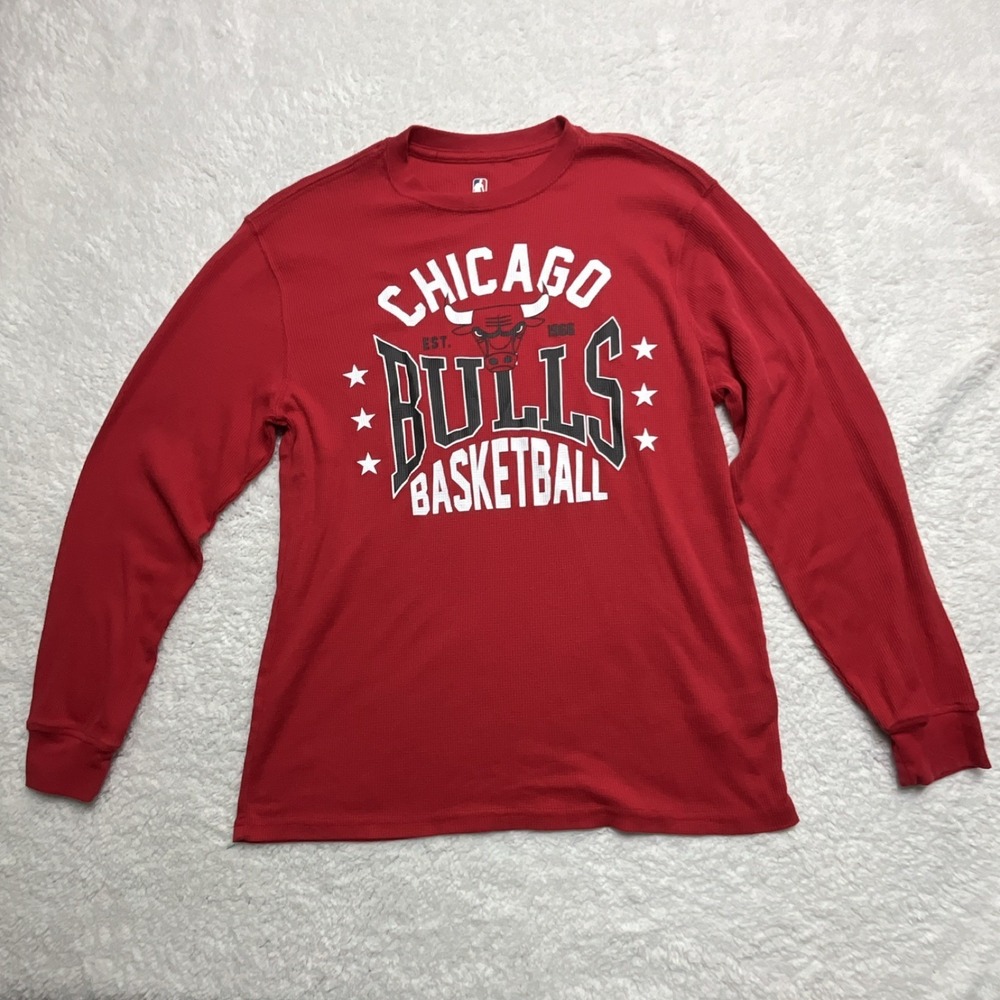 NBA Chicago Bulls Basketball Red Long Sleeve‎ Shirt L